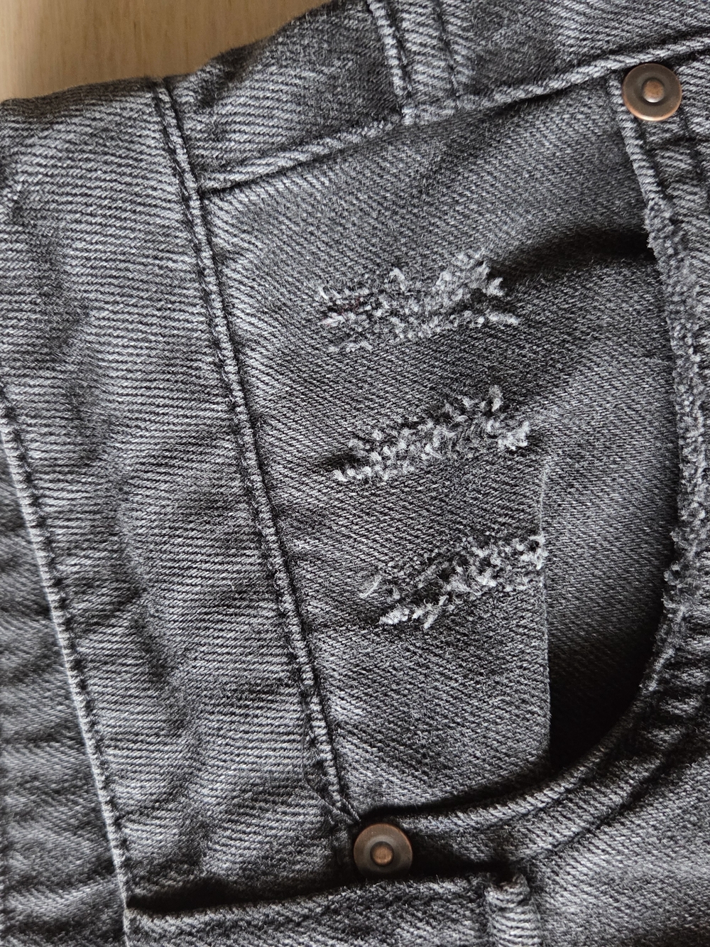 Drmers club baggy jeans in black - Picture 7 of 10